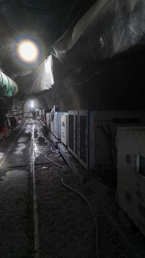 煤矿综采工作面距离供液系统